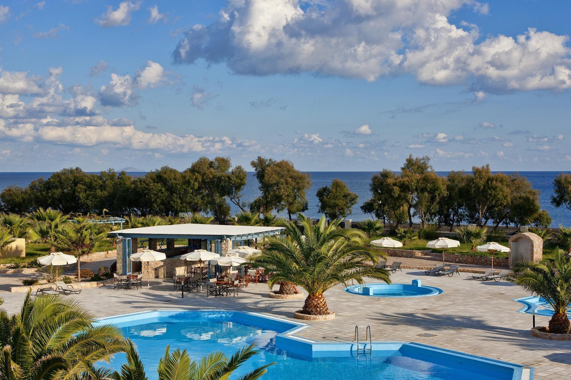 Santo Miramare Beach Resort Періса Екстер'єр фото