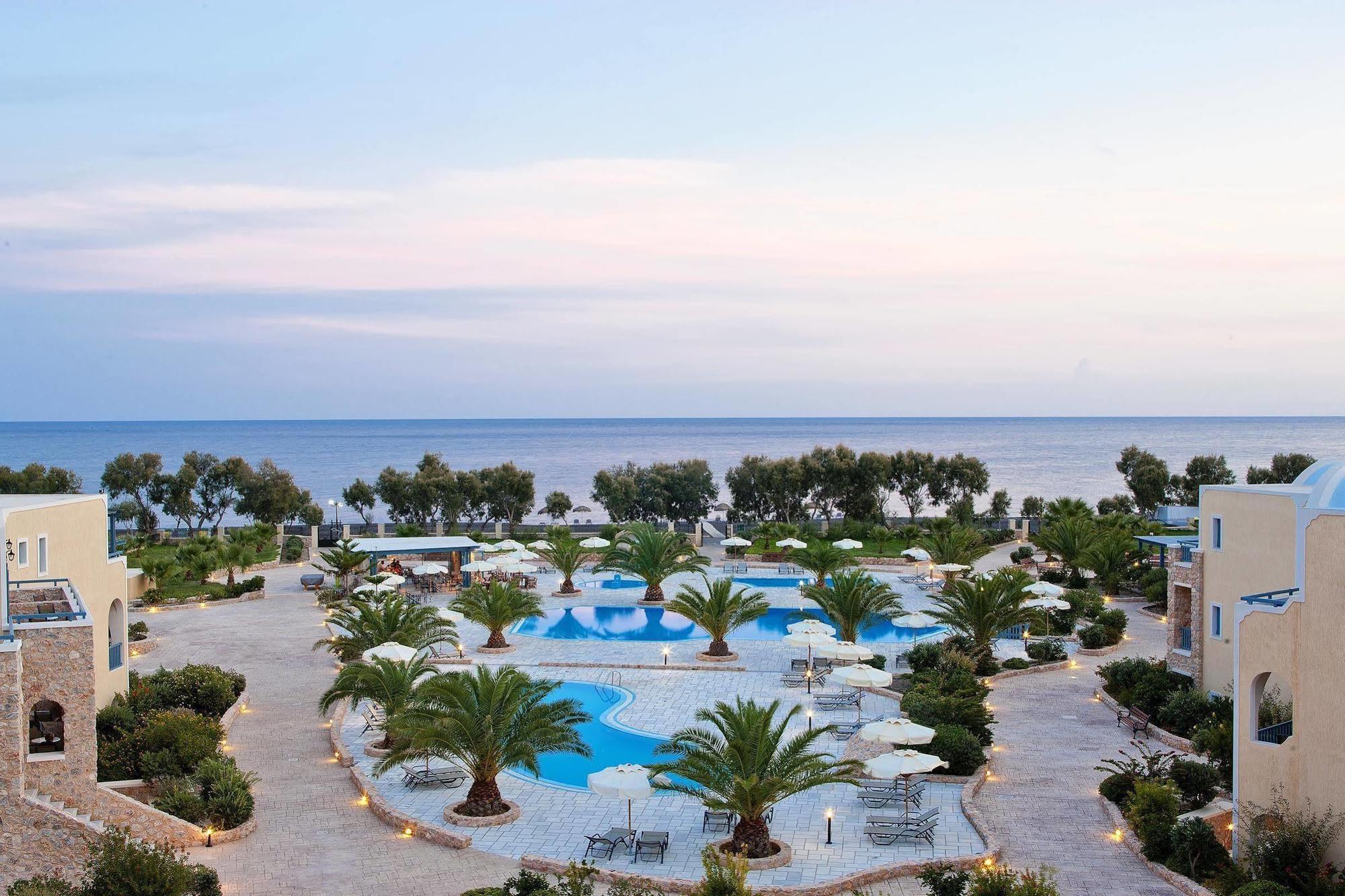Santo Miramare Beach Resort Періса Екстер'єр фото